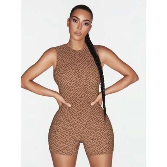 RARE NWT FENDI X SKIMS Sleeveless Mid Thigh Bodysuit - Picture 1 of 4